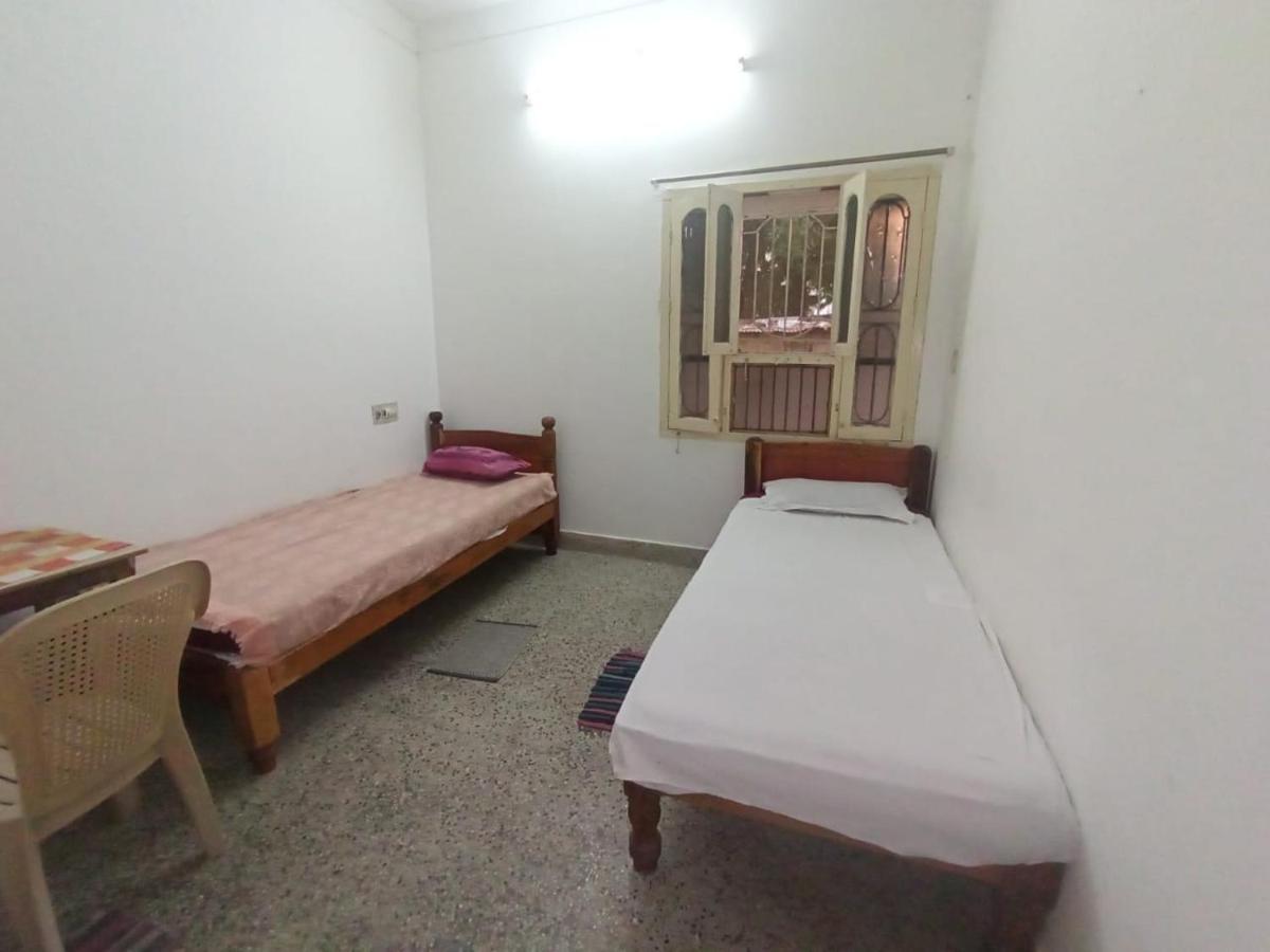 Sri Shankaraa Guest House Tiruvannāmalai Exteriér fotografie